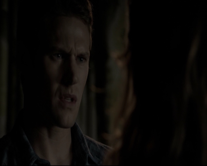 VampireDiariesWorld-dot-org_5x05MontersBall-deletedscenes2713.jpg