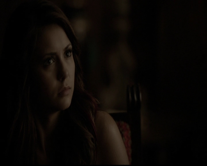 VampireDiariesWorld-dot-org_5x05MontersBall2169.jpg