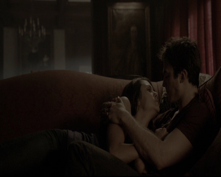 VampireDiariesWorld-dot-org_5x06HandleWithCare0123.jpg