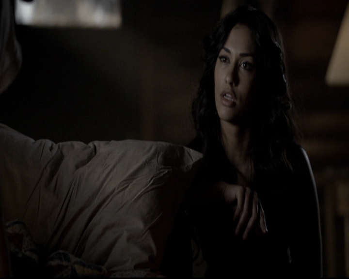 VampireDiariesWorld-dot-org_5x06HandleWithCare0176.jpg