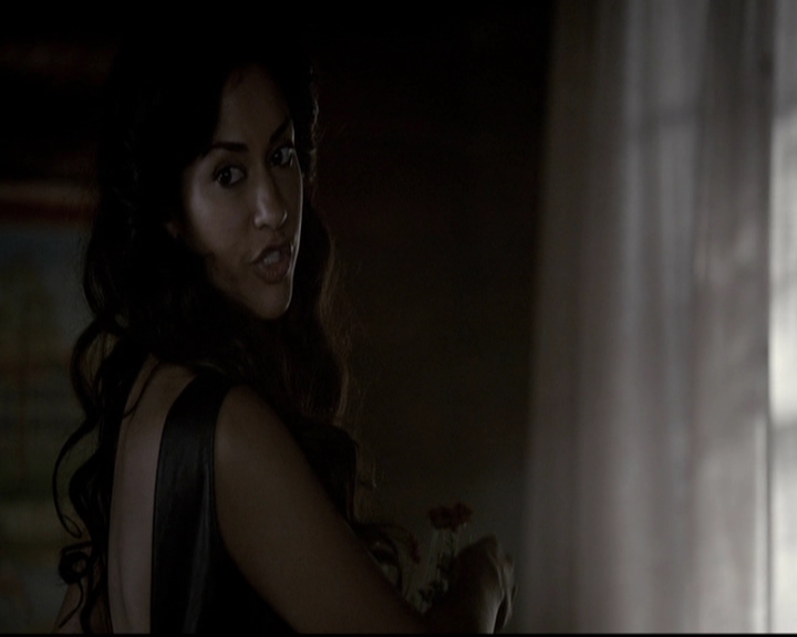 VampireDiariesWorld-dot-org_5x06HandleWithCare0357.jpg