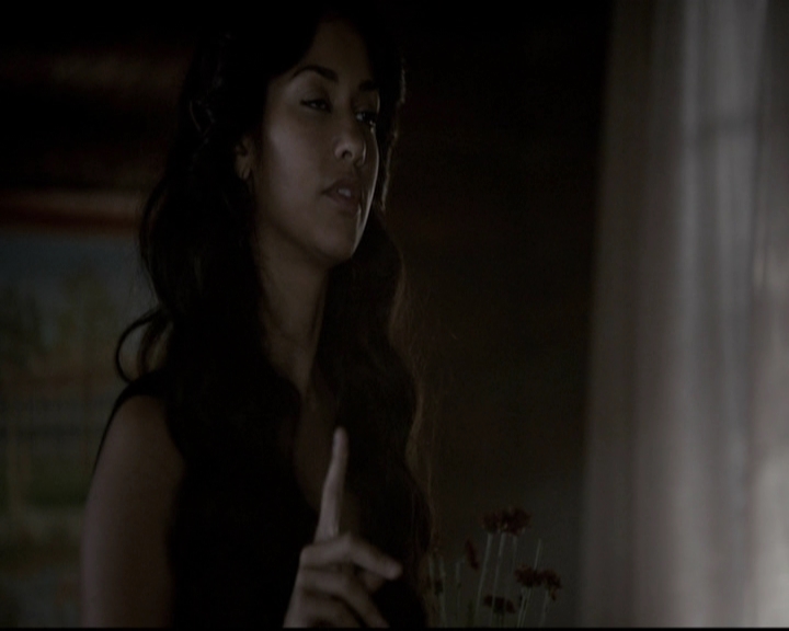 VampireDiariesWorld-dot-org_5x06HandleWithCare0363.jpg