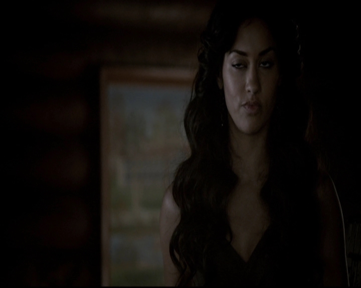 VampireDiariesWorld-dot-org_5x06HandleWithCare0368.jpg