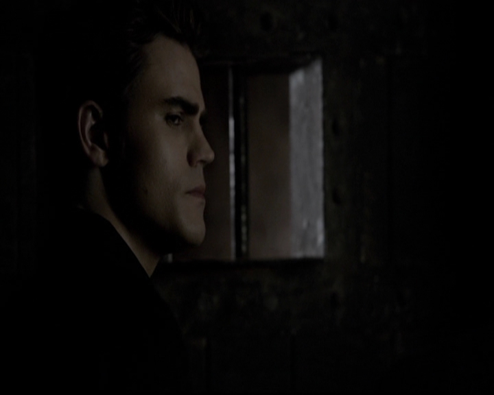 VampireDiariesWorld-dot-org_5x07DeathAndTheMaiden0410.jpg