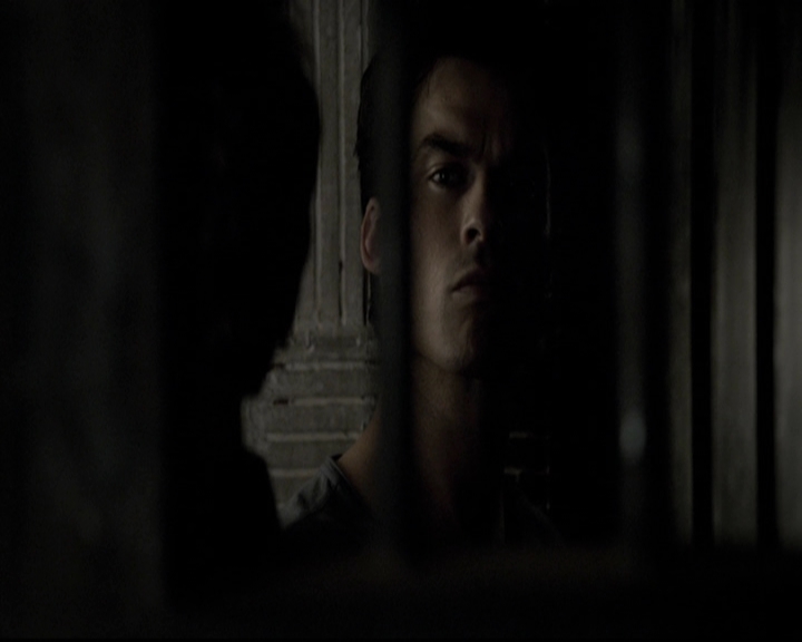 VampireDiariesWorld-dot-org_5x07DeathAndTheMaiden0425.jpg