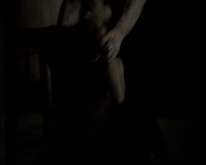 VampireDiariesWorld-dot-org_5x07DeathAndTheMaiden0432.jpg