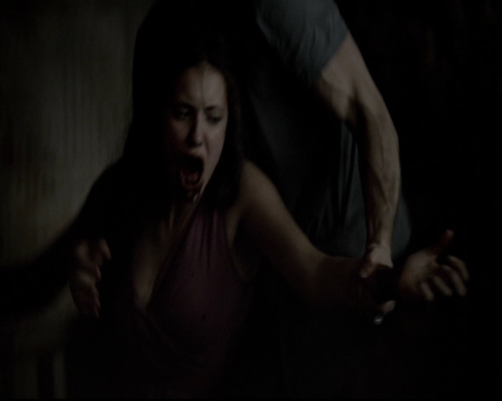 VampireDiariesWorld-dot-org_5x07DeathAndTheMaiden0433.jpg