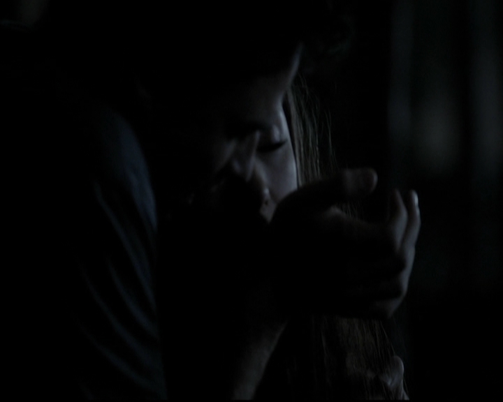 VampireDiariesWorld-dot-org_5x07DeathAndTheMaiden1821.jpg