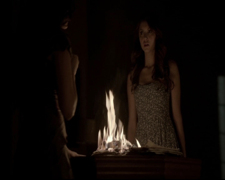 VampireDiariesWorld-dot-org_5x07DeathAndTheMaiden1895.jpg