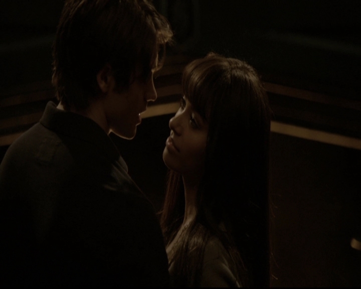 VampireDiariesWorld-dot-org_5x07DeathAndTheMaiden1976.jpg