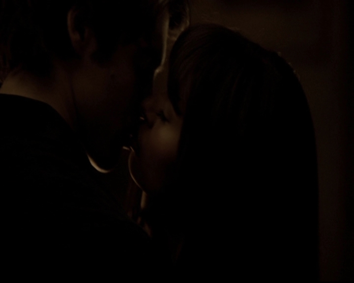 VampireDiariesWorld-dot-org_5x07DeathAndTheMaiden1987.jpg