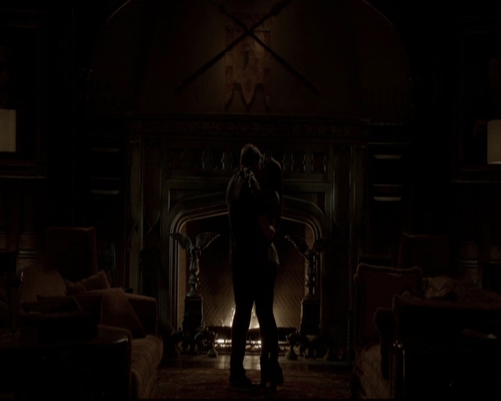 VampireDiariesWorld-dot-org_5x07DeathAndTheMaiden1991.jpg