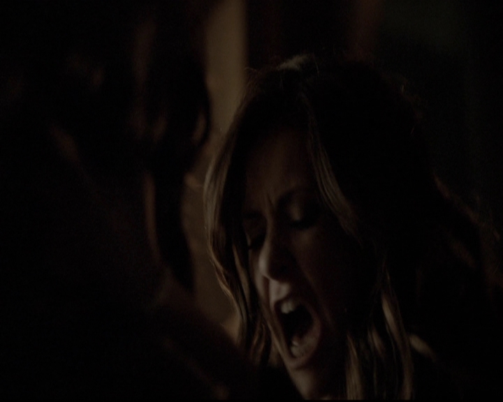 VampireDiariesWorld-dot-org_5x07DeathAndTheMaiden2039.jpg