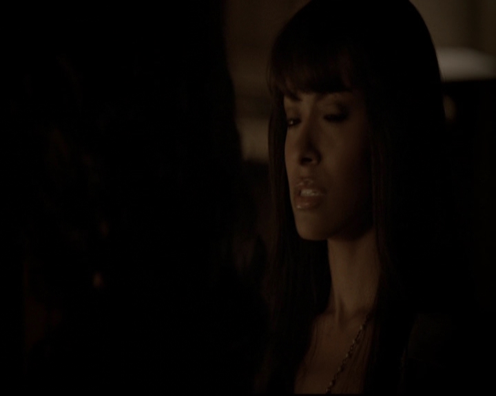 VampireDiariesWorld-dot-org_5x07DeathAndTheMaiden2059.jpg