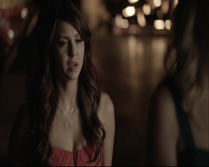 VampireDiariesWorld-dot-org_5x08DeadManOnCampus-deletedscene0028.jpg