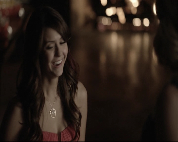 VampireDiariesWorld-dot-org_5x08DeadManOnCampus-deletedscene0033.jpg