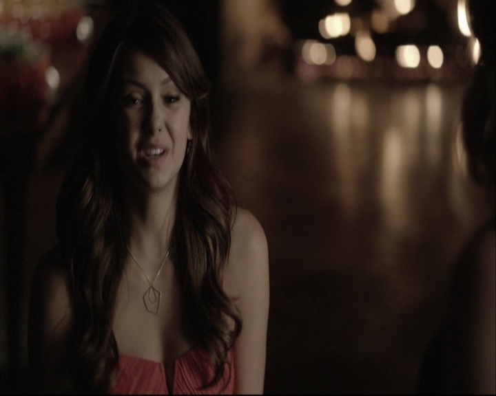 VampireDiariesWorld-dot-org_5x08DeadManOnCampus-deletedscene0035.jpg