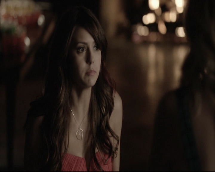 VampireDiariesWorld-dot-org_5x08DeadManOnCampus-deletedscene0052.jpg