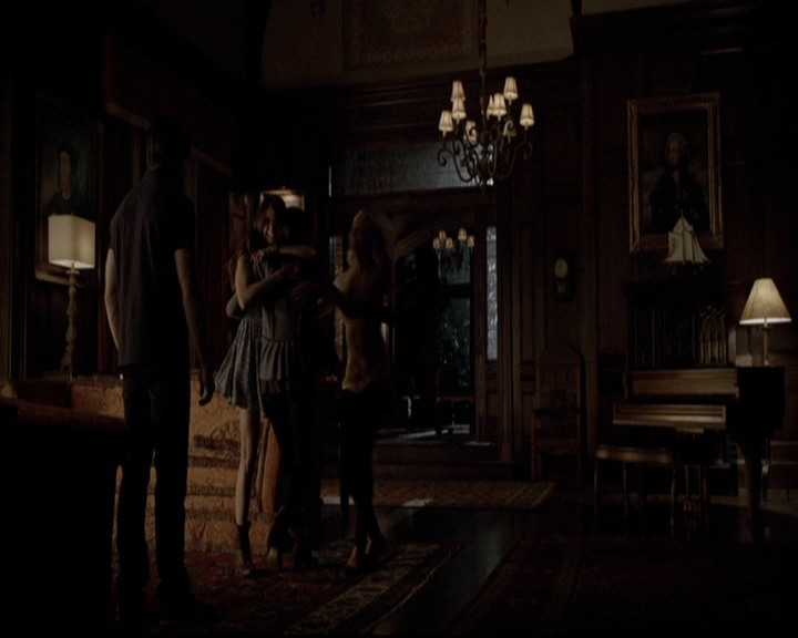 VampireDiariesWorld-dot-org_5x08DeadManOnCampus0021.jpg