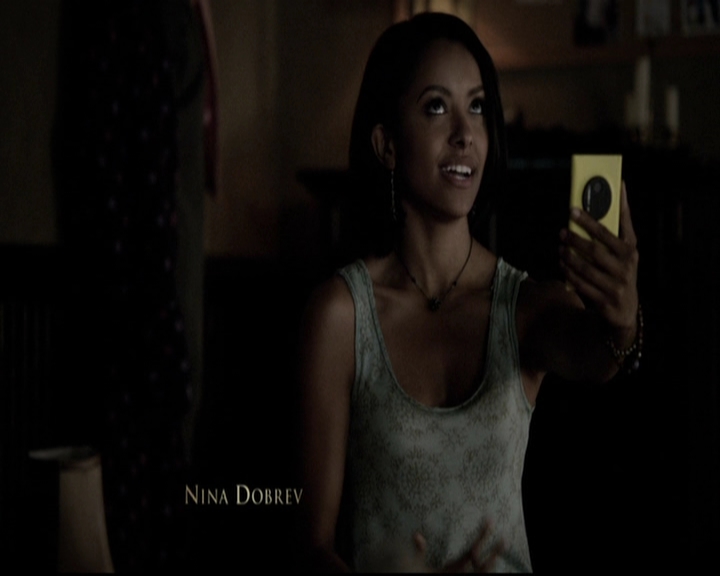 VampireDiariesWorld-dot-org_5x08DeadManOnCampus0126.jpg