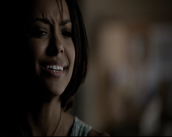 VampireDiariesWorld-dot-org_5x08DeadManOnCampus0142.jpg