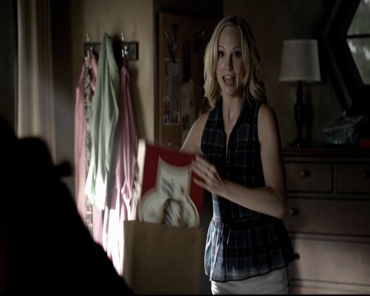 VampireDiariesWorld-dot-org_5x08DeadManOnCampus0152.jpg