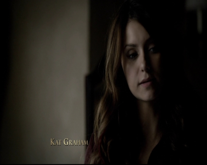 VampireDiariesWorld-dot-org_5x08DeadManOnCampus0171.jpg