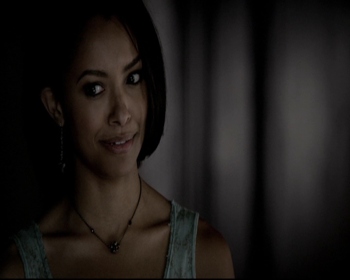 VampireDiariesWorld-dot-org_5x08DeadManOnCampus0182.jpg