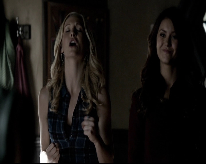 VampireDiariesWorld-dot-org_5x08DeadManOnCampus0189.jpg