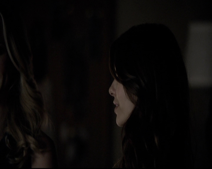 VampireDiariesWorld-dot-org_5x08DeadManOnCampus0191.jpg