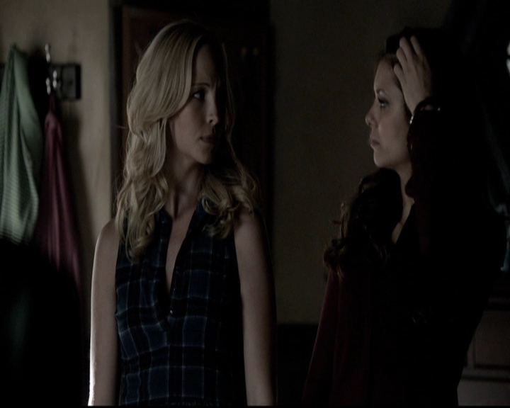 VampireDiariesWorld-dot-org_5x08DeadManOnCampus0195.jpg