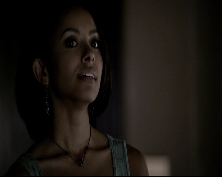 VampireDiariesWorld-dot-org_5x08DeadManOnCampus0198.jpg