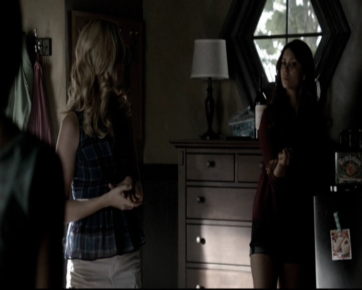 VampireDiariesWorld-dot-org_5x08DeadManOnCampus0210.jpg