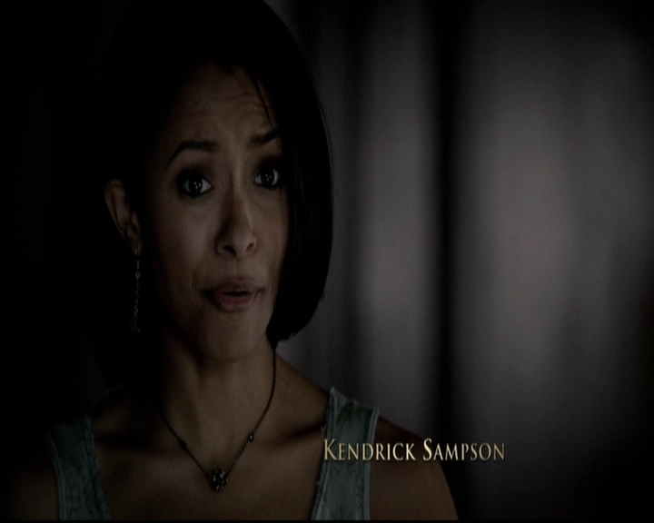 VampireDiariesWorld-dot-org_5x08DeadManOnCampus0213.jpg