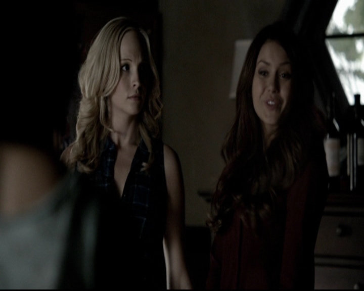 VampireDiariesWorld-dot-org_5x08DeadManOnCampus0220.jpg