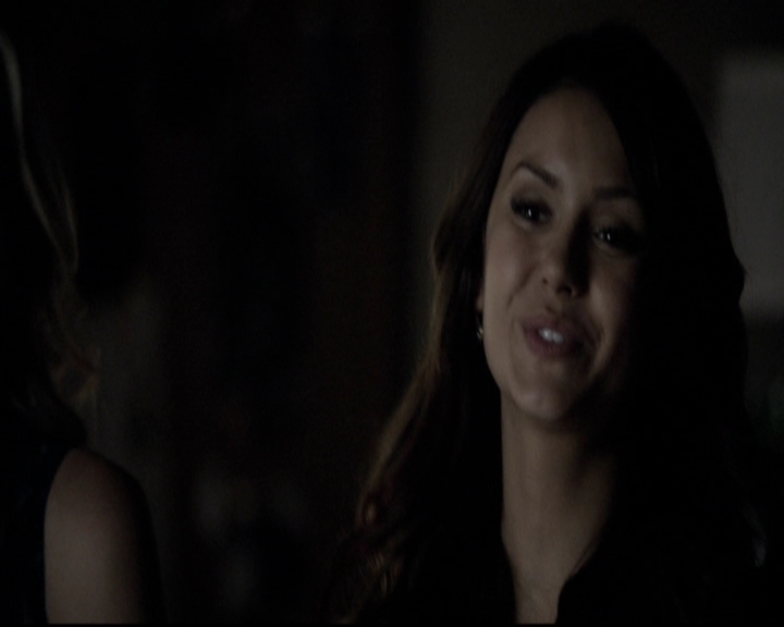 VampireDiariesWorld-dot-org_5x08DeadManOnCampus0223.jpg