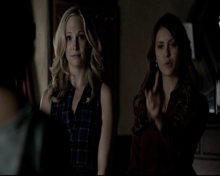 VampireDiariesWorld-dot-org_5x08DeadManOnCampus0224.jpg