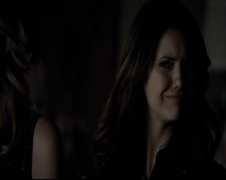 VampireDiariesWorld-dot-org_5x08DeadManOnCampus0226.jpg