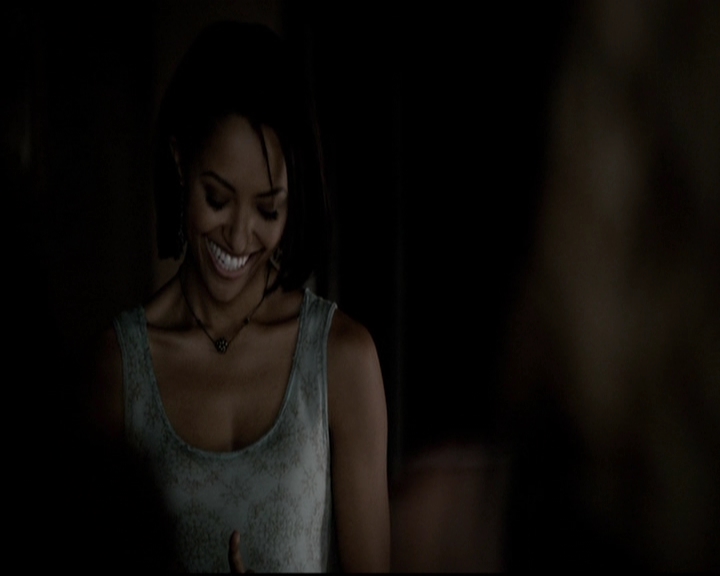 VampireDiariesWorld-dot-org_5x08DeadManOnCampus0232.jpg