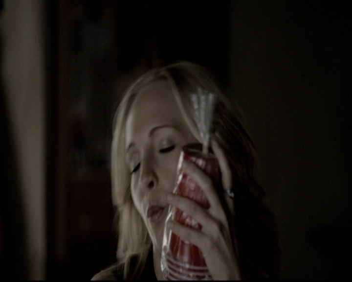 VampireDiariesWorld-dot-org_5x08DeadManOnCampus0248.jpg