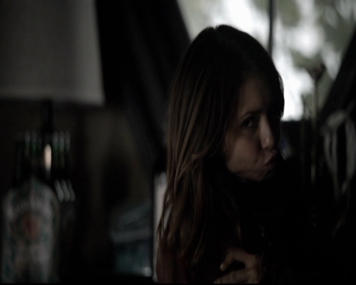 VampireDiariesWorld-dot-org_5x08DeadManOnCampus0249.jpg