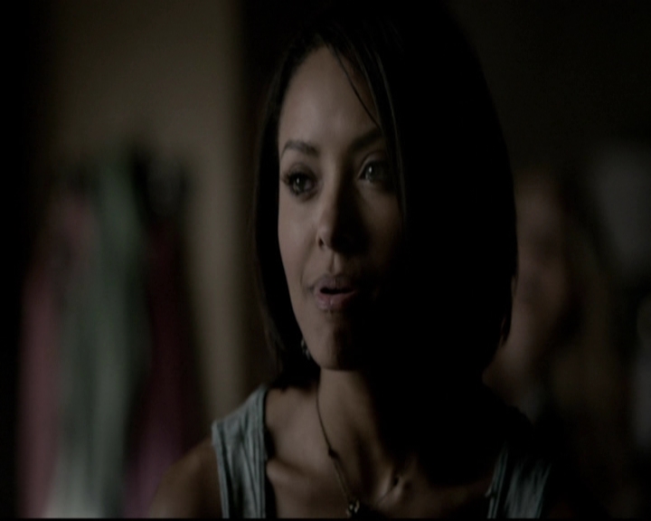 VampireDiariesWorld-dot-org_5x08DeadManOnCampus0250.jpg