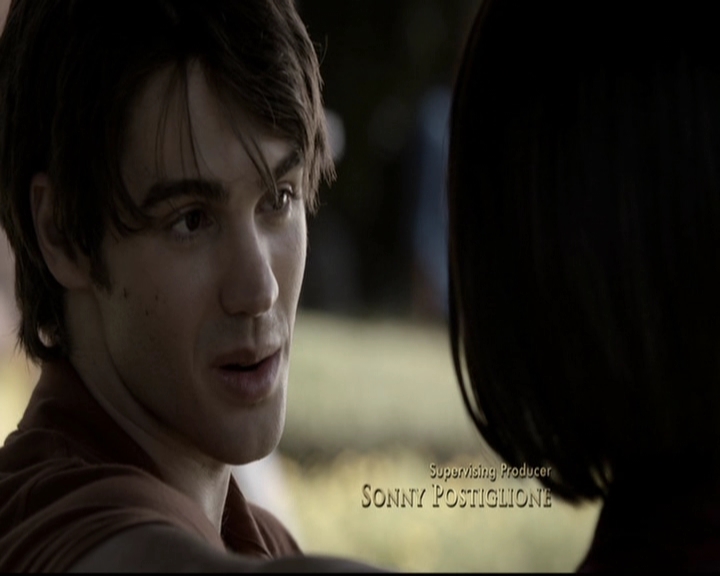 VampireDiariesWorld-dot-org_5x08DeadManOnCampus0264.jpg