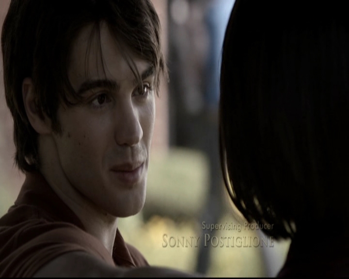 VampireDiariesWorld-dot-org_5x08DeadManOnCampus0265.jpg