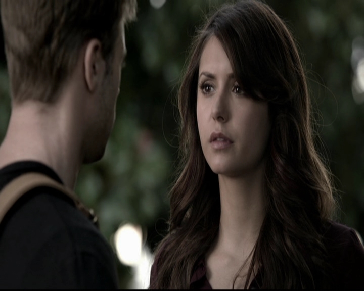 VampireDiariesWorld-dot-org_5x08DeadManOnCampus0356.jpg
