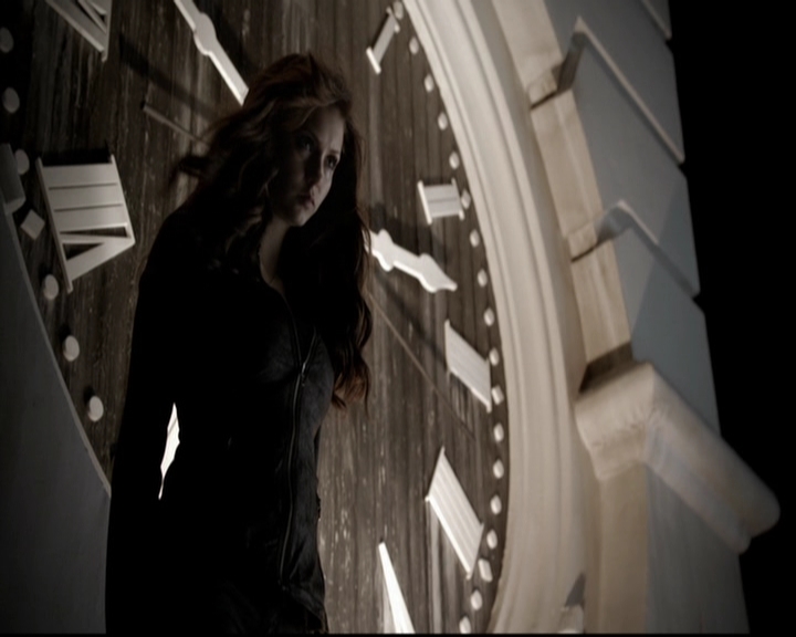 VampireDiariesWorld-dot-org_5x08DeadManOnCampus1874.jpg