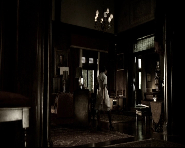 VampireDiariesWorld-dot-org_5x09TheCell0060.jpg