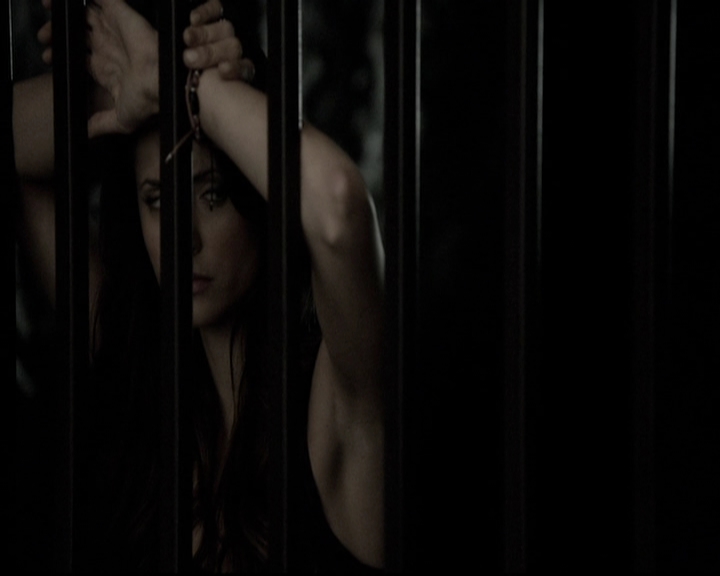 VampireDiariesWorld-dot-org_5x09TheCell1272.jpg