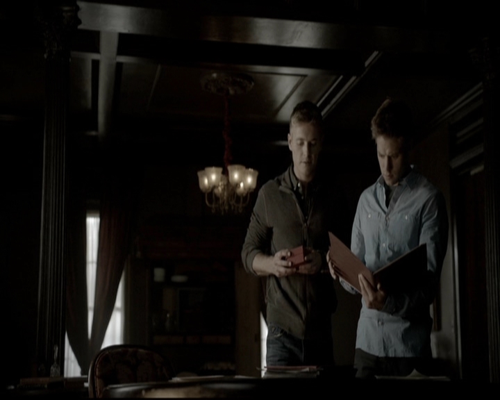 VampireDiariesWorld-dot-org_5x09TheCell1444.jpg