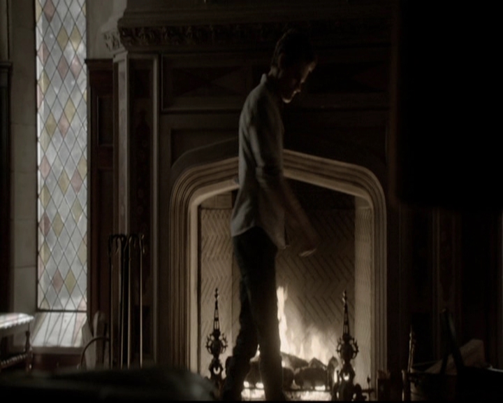 VampireDiariesWorld-dot-org_5x09TheCell2090.jpg